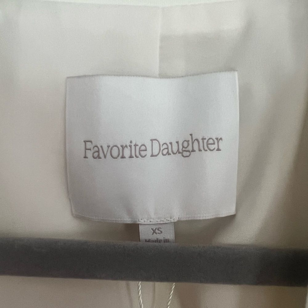 NWT Favorite Daughter white blazer, size XS - Picture 2 of 6